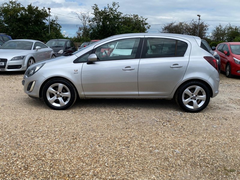VAUXHALL CORSA