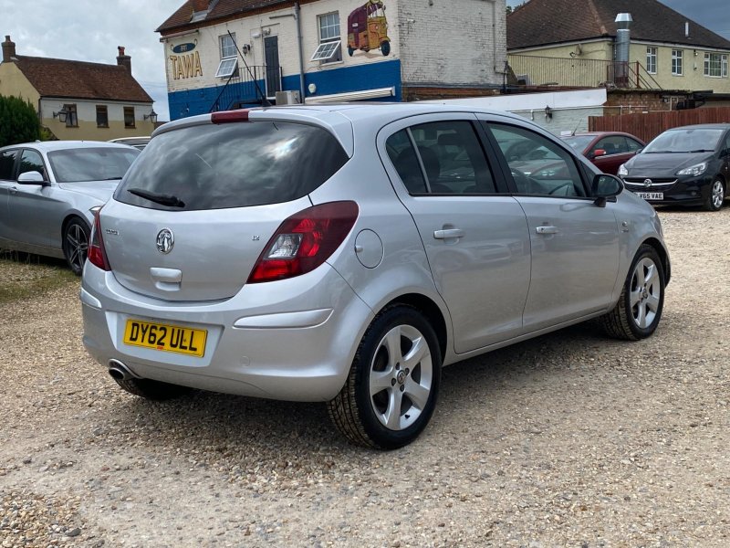 VAUXHALL CORSA
