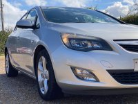 VAUXHALL ASTRA