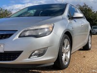 VAUXHALL ASTRA