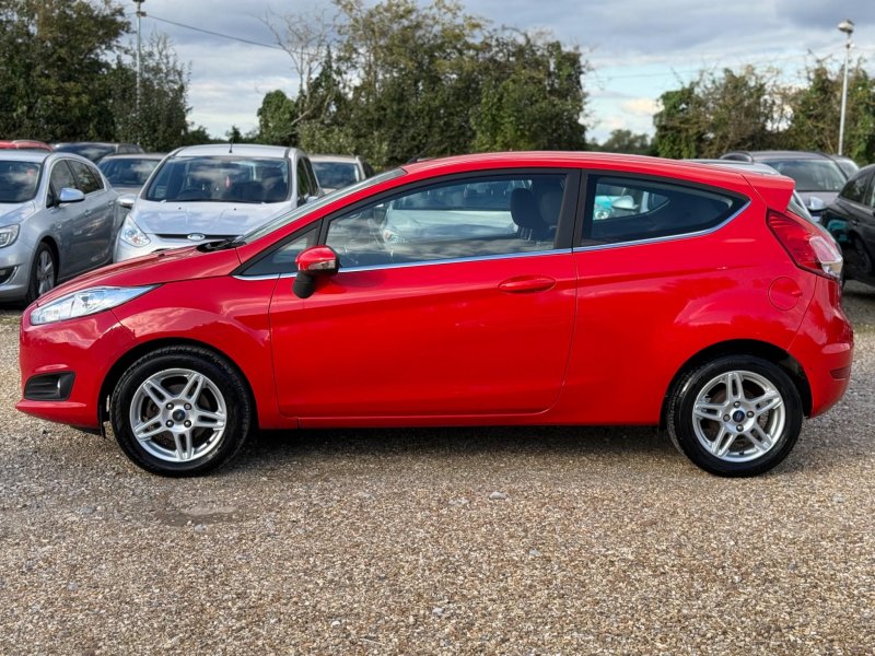 FORD FIESTA