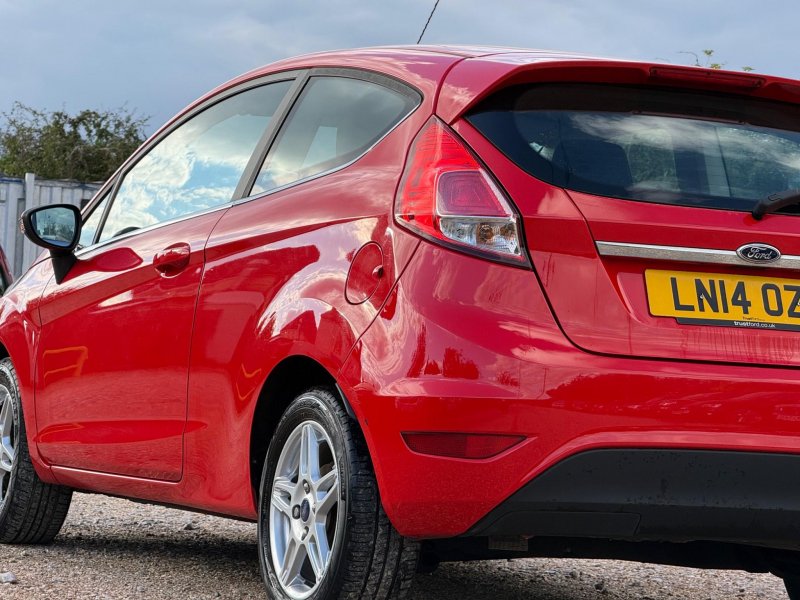 FORD FIESTA