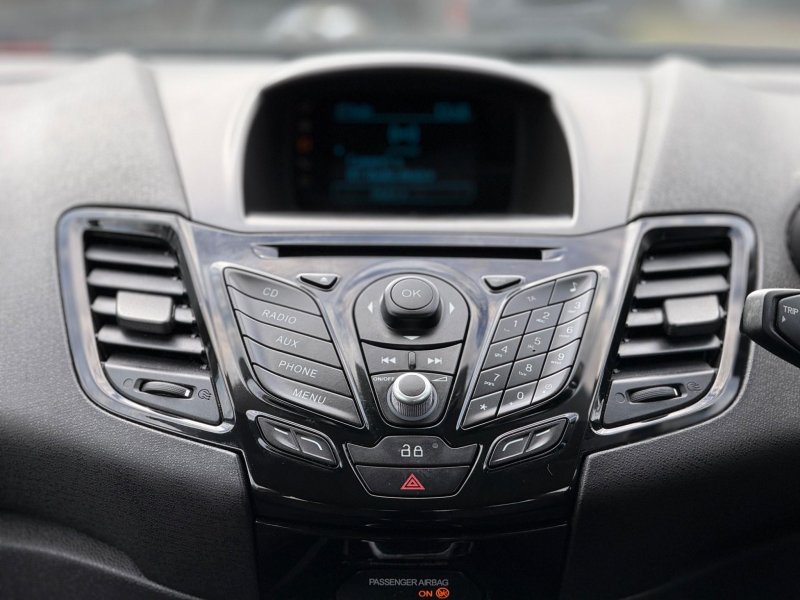 FORD FIESTA