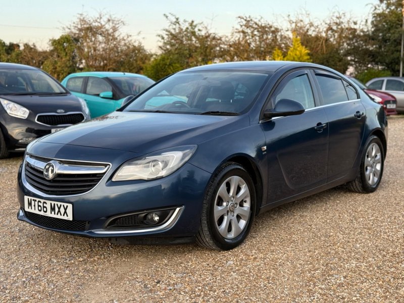 VAUXHALL INSIGNIA