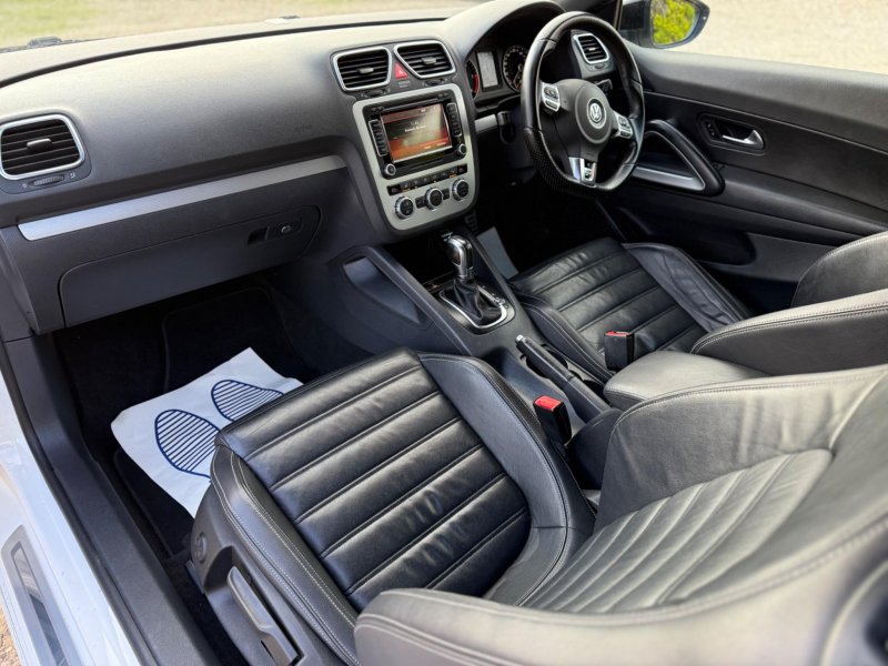 VOLKSWAGEN SCIROCCO
