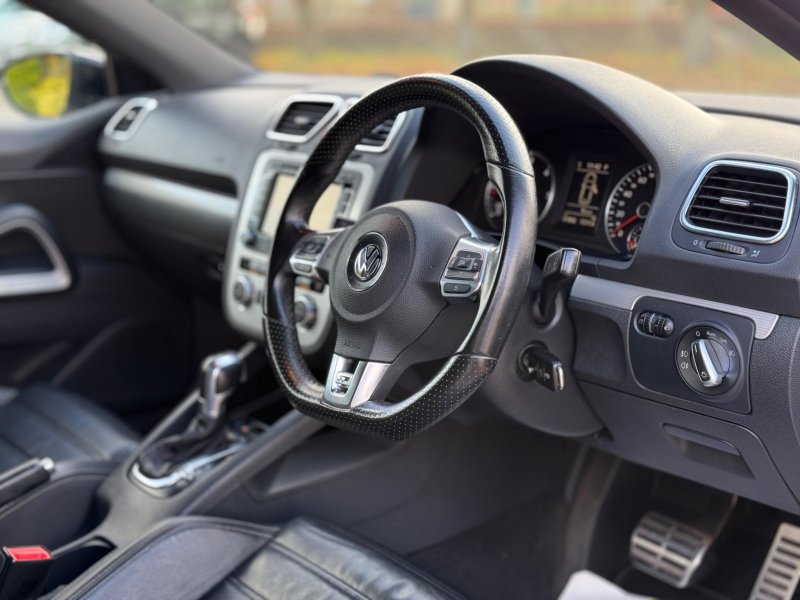 VOLKSWAGEN SCIROCCO