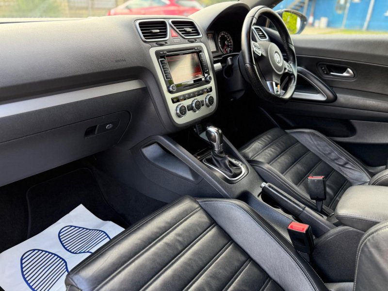 VOLKSWAGEN SCIROCCO
